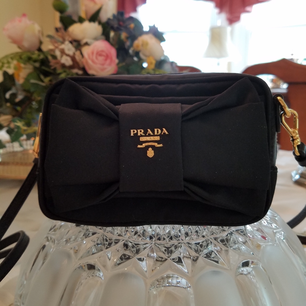 PRADA BLACK MINI NYLON BAG 💖